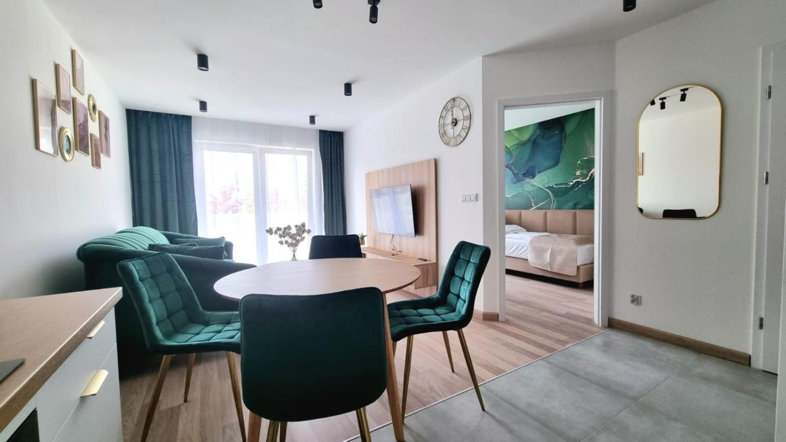 Nook Nook Apartments Bytkowska 103 카토비체 객실 사진